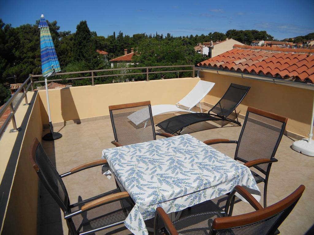 Stella Mare Apartments Ровин Стая снимка