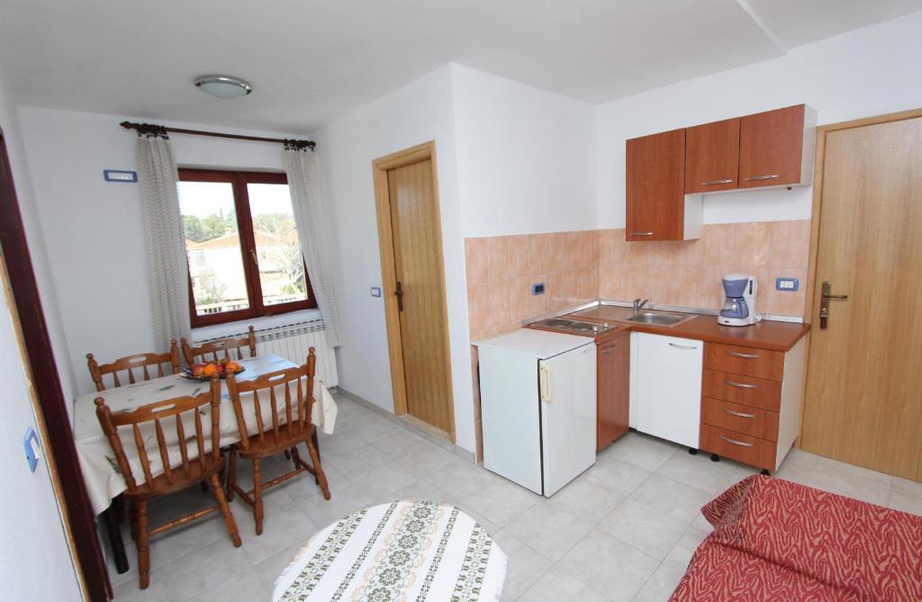Stella Mare Apartments Ровин Стая снимка